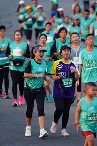 BIB: 5302, 51837, 50140, 5002
                            <button type="button" onclick="openModal(10521790)" class="btn btn-primary btn-sm float-right btn-popup" data-toggle="modal" data-target=".modal-high-quality">
                        <i class="fas fa-shopping-cart"></i> Add to Cart
                    </button>
                                            <button type="button" onclick="isThisMe(10521790, true)" class="btn btn-success btn-sm float-right btn-popup btn-isme hidden" data-toggle="tooltip" data-placement="bottom" title="นี่คือรูปของคุณใช่ไหม คลิกที่นี่เพื่อเอาเข้าอัลบั้ม">
                        <i class="fas fa-plus"></i> Add to album
                    </button>
                    <button type="button" onclick="isThisMe(10521790, false)" class="btn btn-warning btn-sm float-right btn-popup btn-isnotme hidden">
                        <i class="fas fa-ban"></i> Remove from album
                    </button>